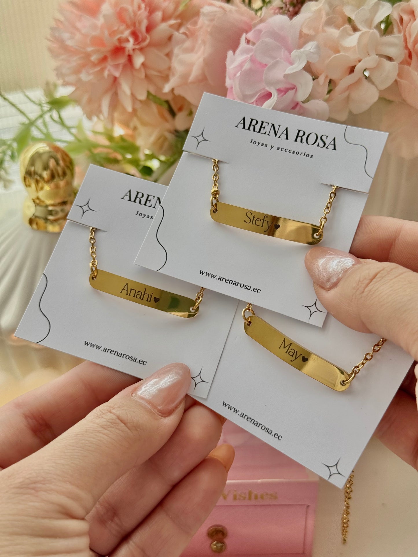 Pulsera llana con grabado personalizado