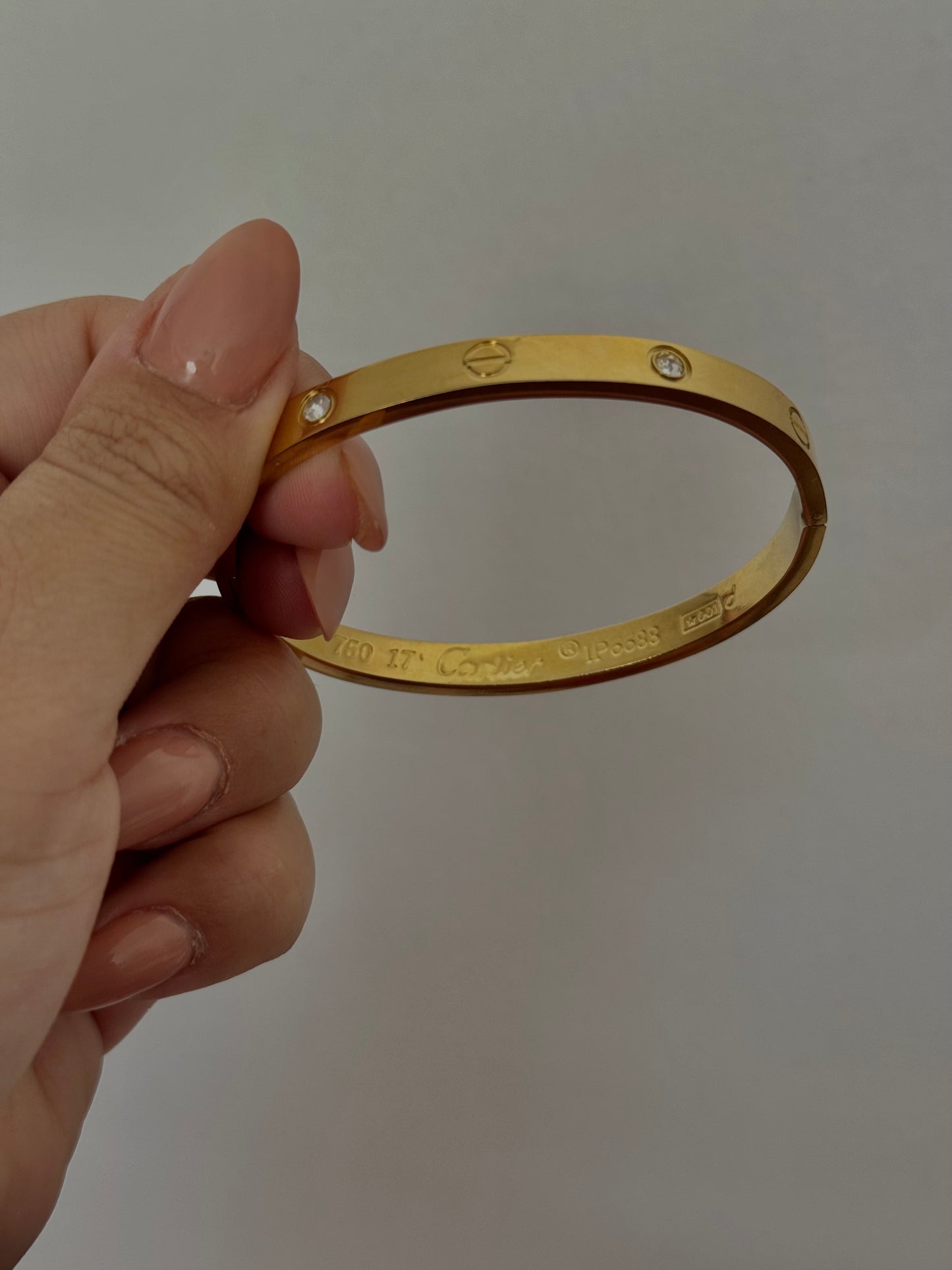 Pulsera Dorada Cartier Love circonios ✨